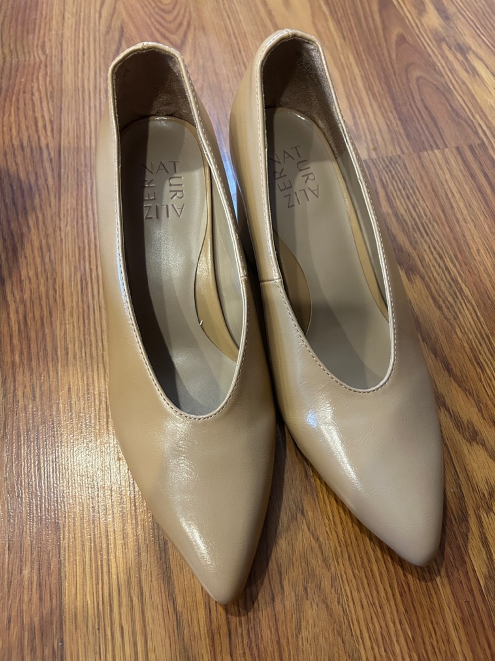 Naturalizer Heels NEW
